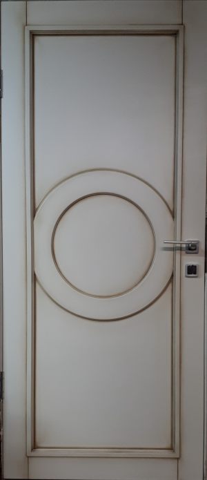 Межкомнатная дверь в профиле массив (эмаль с патиной) Мурманск